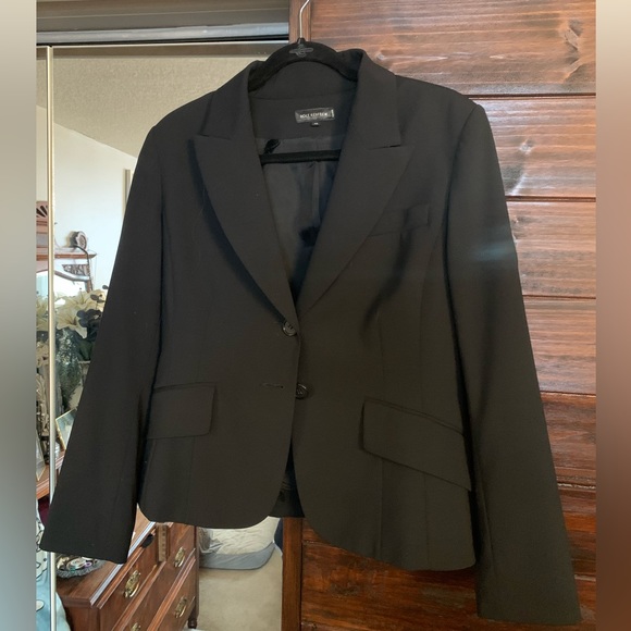 Holt Renfrew Blazer sz 8/10 - Picture 2 of 7